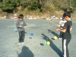 04